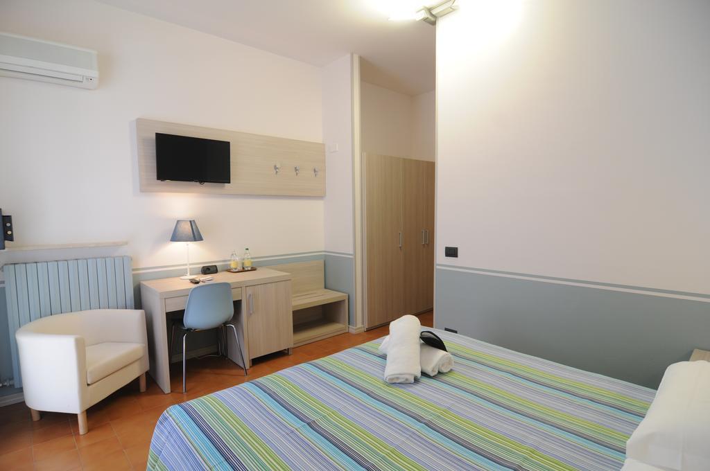 Hotel Astoria Tabiano Terme Exterior photo